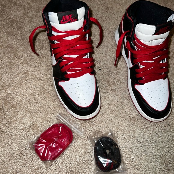 Nike 1’s - Picture 5 of 5